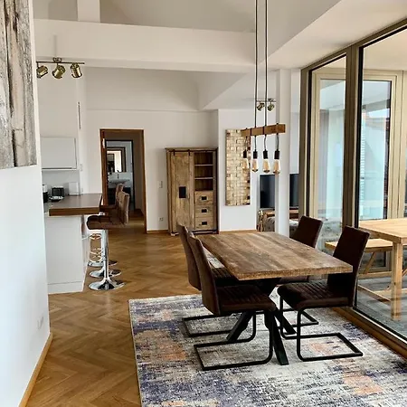 Modernes An Der Frauenkirche Ii Apartament